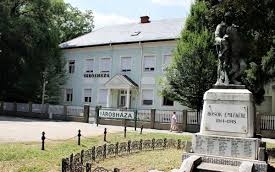 Dombóvár és Bátaszék is adna területet börtön építéséhez