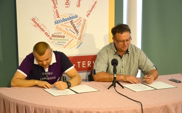 Együttműködési megállapodást kötött  a Gunaras Zrt. és Dombóvár Város Önkormányzata
