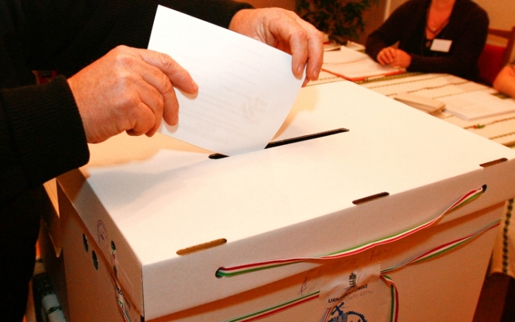 Veszprémi választás - Február 22-ére tűzte ki az időközi választást az NVB