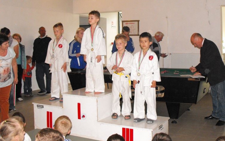 A Dombóvári Judo Klub tagjai Mohácson küzdöttek