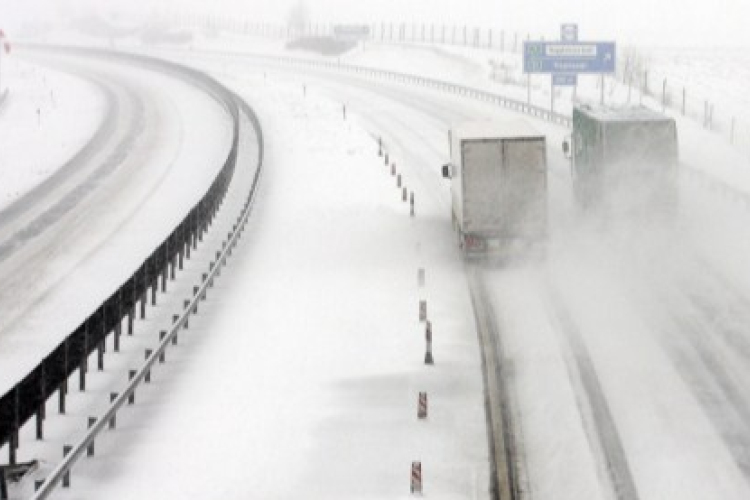 Havazás - Meteorológiai szolgálat: országszerte havazás, hófúvás veszélyezteti a közlekedést