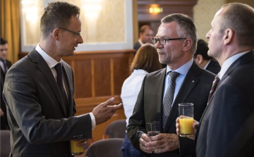 Szolgáltatóközpontot nyit a Viessmann Pécsett