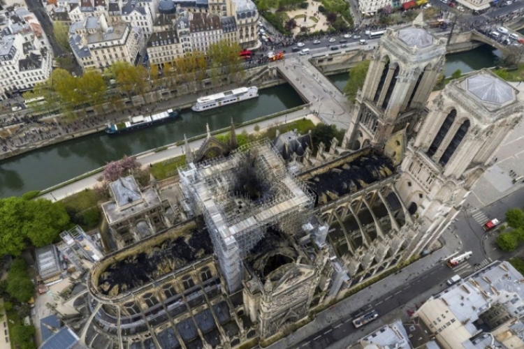 Nagy mennyiségű az ólompor a Notre-Dame-nál
