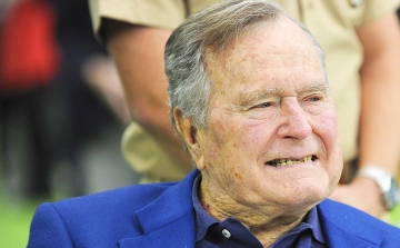 Intenzív osztályra került George H. Bush volt amerikai elnök, túl van az életveszélyen 