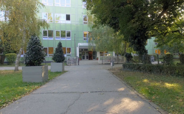 Ismét akkreditált kiváló tehetségpont címet nyert a Dombóvári Belvárosi Általános Iskola