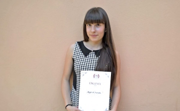 Kovács Klaudia első helyezett lett országos vers- és prózamondó versenyen