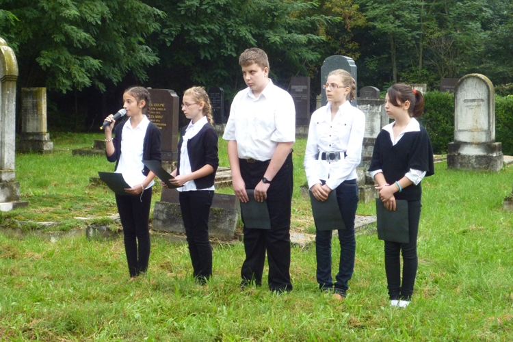 Megemlékezés a Holokauszt áldozatairól Kaposszekcsőn