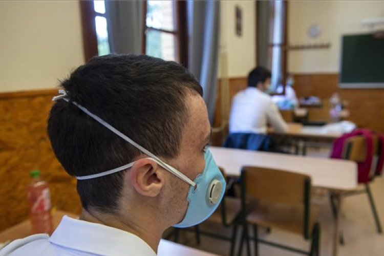 A matematika írásbelikkel folytatódnak a vizsgák