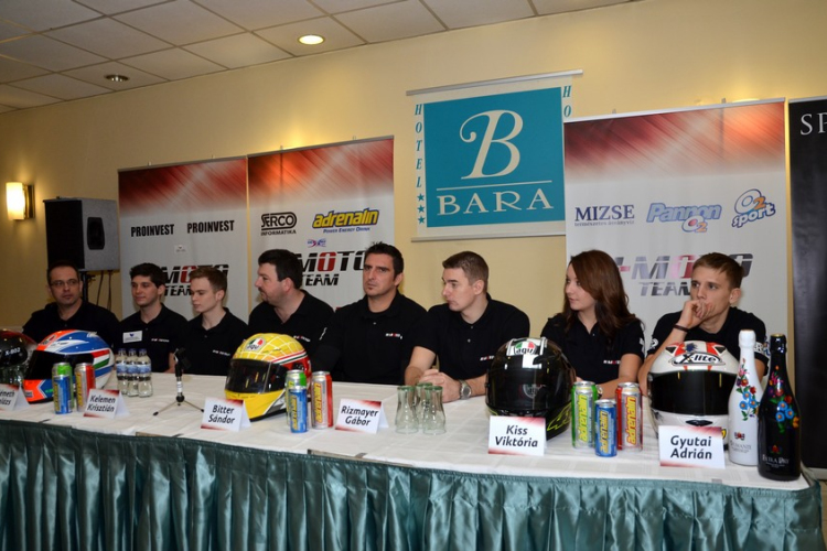 Heten vannak, de nem gonoszok a H-Moto Team 2013-as alakulatának tagjai