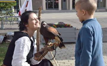 Megelevenedett a középkor