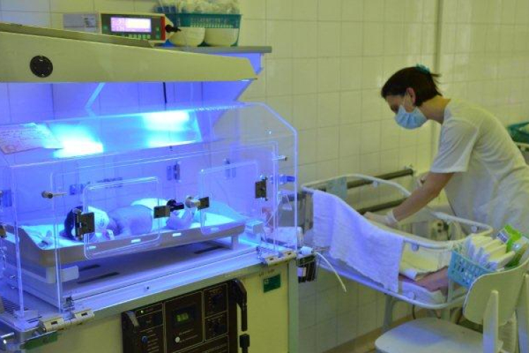 Koraszülöttek ügye - Főigazgató: a vizsgálat nem tárt fel sem szakmai, sem személyi hibát