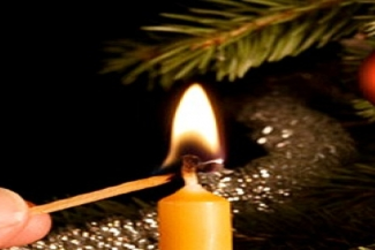 Karácsonyi, szilveszteri tüzek - a biztonsági szabályok betartására figyelmeztet a katasztrófavédelem