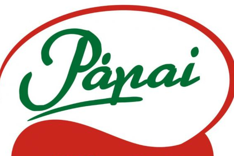 Leánycége menti meg Pápát