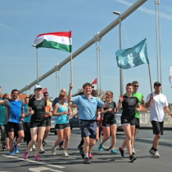 Elindult a 14. Drogmentes Magyarországért Maraton