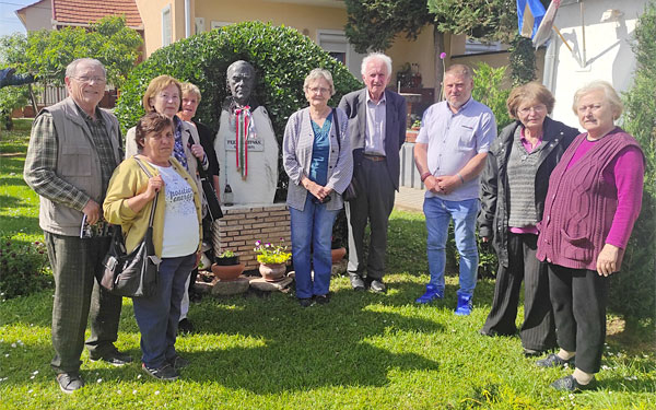 A Lengyeli Nyugdíjas Klub tagjai a jártak a Fekete István Múzeumban