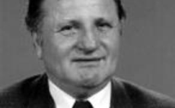 Elhunyt Für Lajos volt honvédelmi miniszter