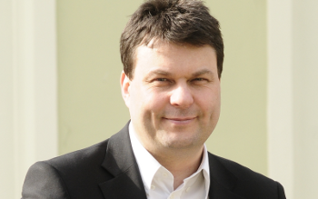 A legfőbb ügyész kezdeményezte Meggyes Tamás mentelmi jogának felfüggesztését