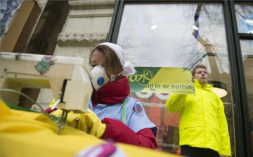 Veszélyes anyagot talált gyermekruhákban a Greenpeace