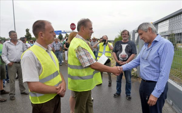 Tejtermelők demonstrációja - Nagytarcsa