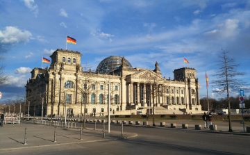 Törvényt hozott a német parlament a klímavédelemről 