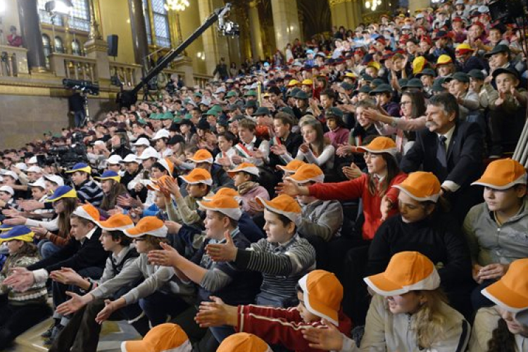 Egy napra a gyerekeké lett az Országház