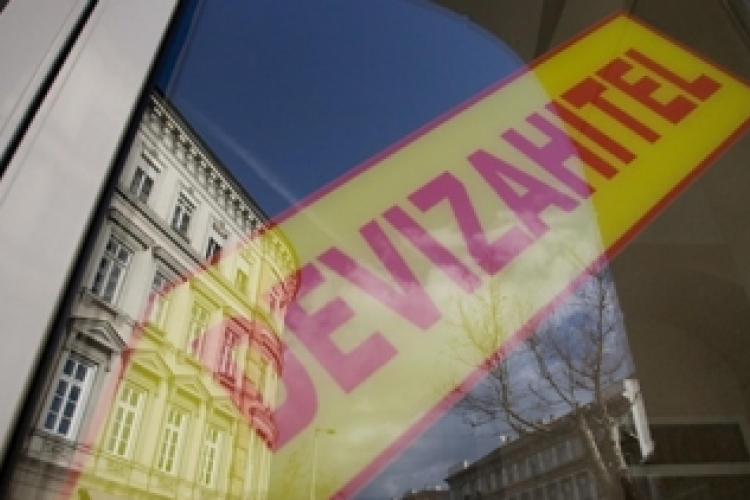 Devizahitelek - Kósa: a Kúria ne várjon Strasbourgra, döntsön!