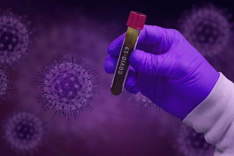 Meghaladta a 2,3 milliót a regisztrált koronavírus-fertőzöttek száma a világban