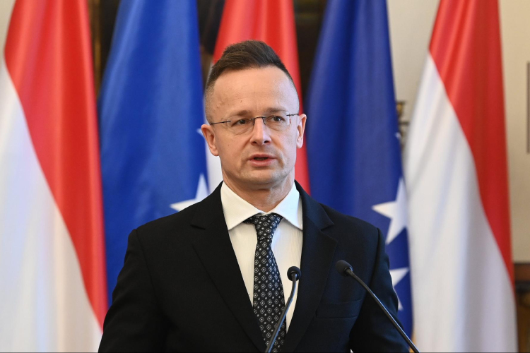 Szijjártó Péter: a lengyel kormányfőnek is el kellene jönnie Budapestre még április 12. előtt