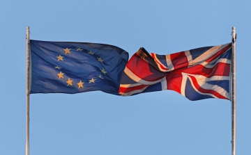 Elfogadta a londoni alsóház a Brexit-megállapodás jóváhagyásának halasztását célzó módosító indítványt
