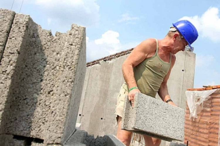 Lassan talál magára a lakásépítés az elemzők szerint