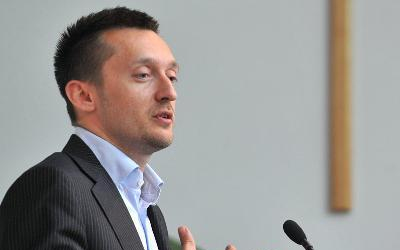 Rogán: két éven belül megszűnhet az EVA - jöhet a pénzügyi rezsicsökkentés