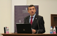 ÁSZ: mindenki sorra kerül, aki közpénzzel gazdálkodik