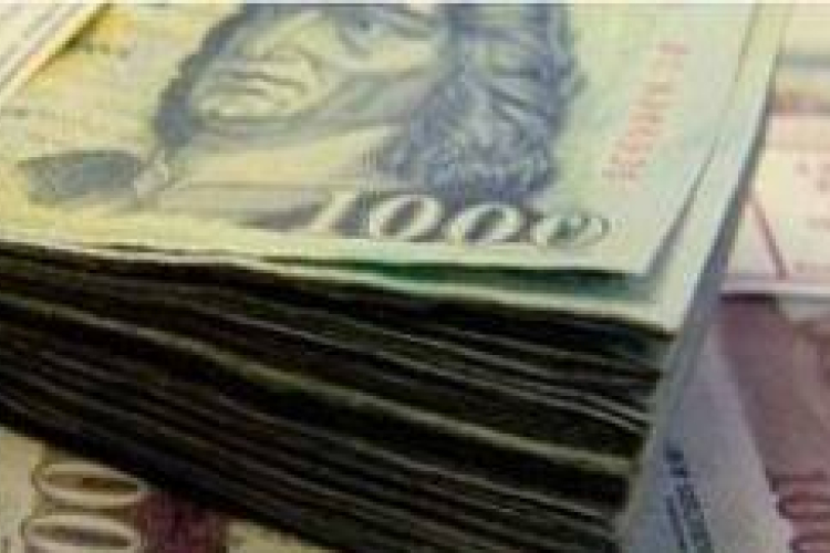 Több mint kétezren szálltak be az államadósság-csökkentésbe