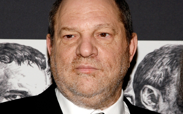 Ötmillió dollárra perli egy áldozat a Weinstein-vállalatot