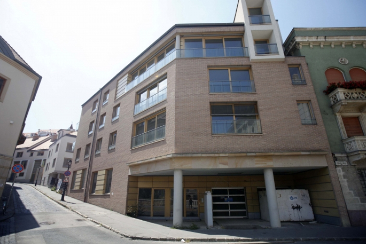 Áfacsökkentés, félszocpol pörgetné fel az ingatlanpiacot