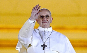 Új pápa - Erdő Péter: Ferenc pápa máris példát mutatott