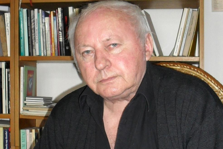 Ágh István költő kapta a Péterfi-díjat
