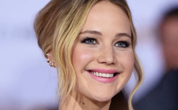 Jennifer Lawrence egy évre felcseréli a filmezést a politikai aktivizmussal