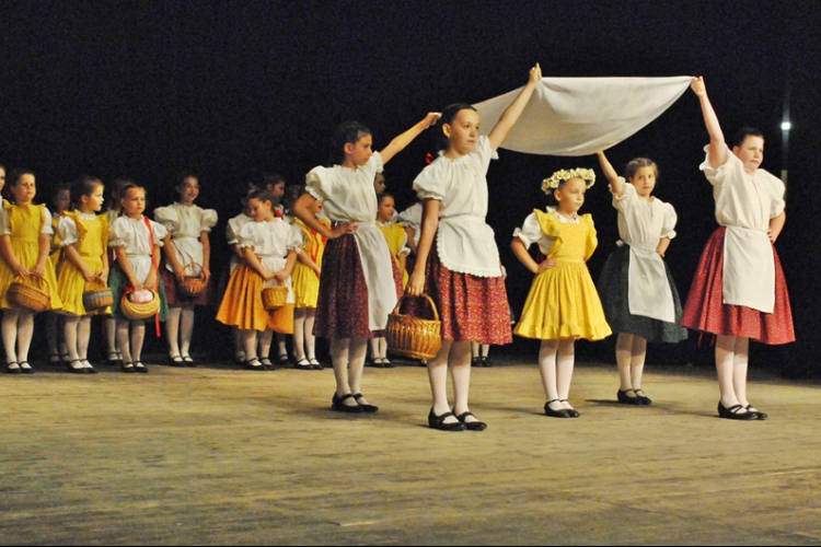 Pünkösdi szárnyalás Dombóváron