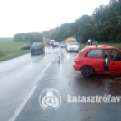 Öten sérültek meg egy balesetben Nagykónyinál