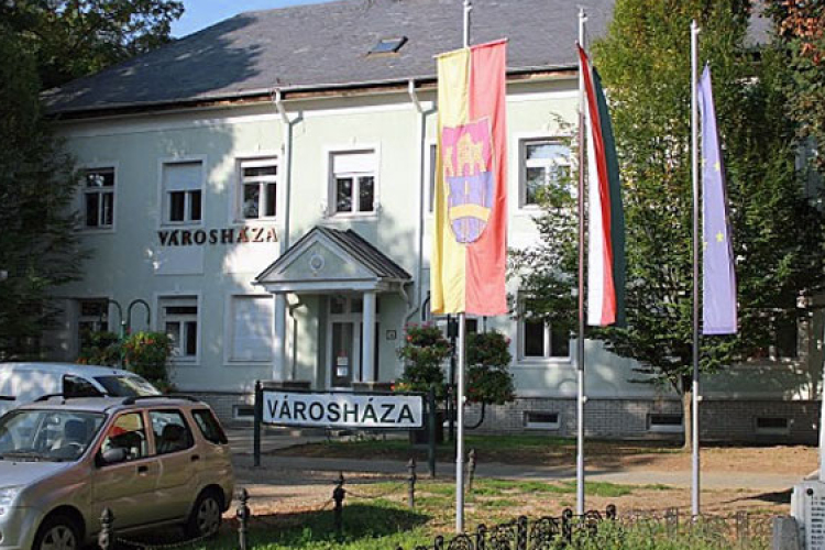 Kiadó önkormányzati üzlethelyiségek Dombóváron
