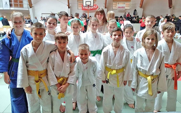 12 dombóvári érem a Barcsi Regionális Judo Versenyen