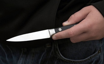 Késsel fenyegette meg a mezőőrt egy 44 éves férfi
