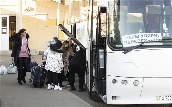 Az Ukrajnába hazatérők száma több napja meghaladja az elmenekülőkét 