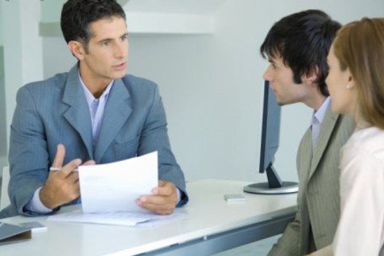 Itt az újabb ügy: jelentős részleteket hallgatott el a bank