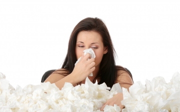 Allergén pollenek jelennek meg a levegőben az enyhüléssel