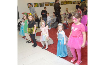 Kicsik és nagyok együtt űzték el a telet