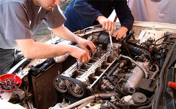 Feketén végzik a járműjavítások 70 százalékát