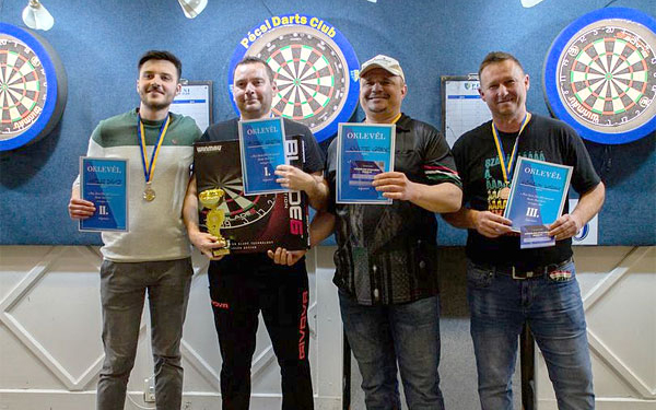 Fürdős Krisztián nyert a pécsi amatőr darts versenyen