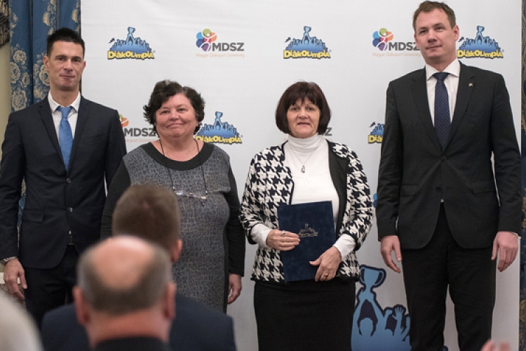 A Magyar Diáksport Szövetség elismerésében részesült a Szakcsi Általános Iskola Kocsolai Tagintézménye
